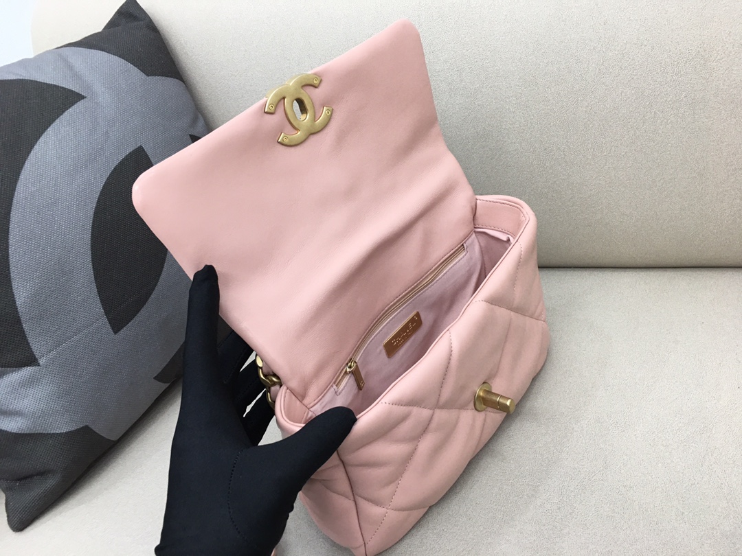 Lambskin 19 Handbag Flap Bag AS1160 Pink